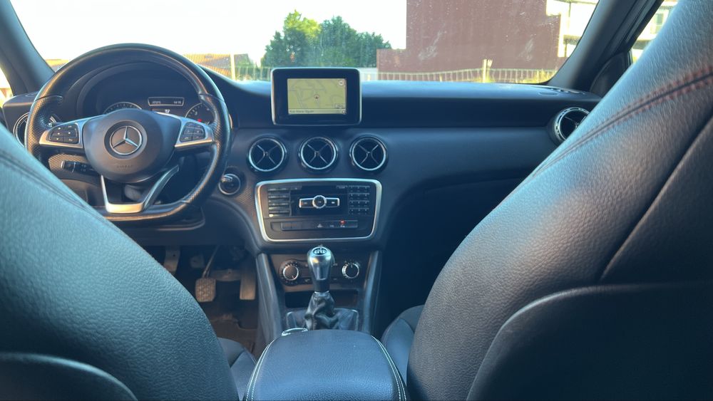 Mercedes-benz A180 Amg pack nigth Aceito Retoma