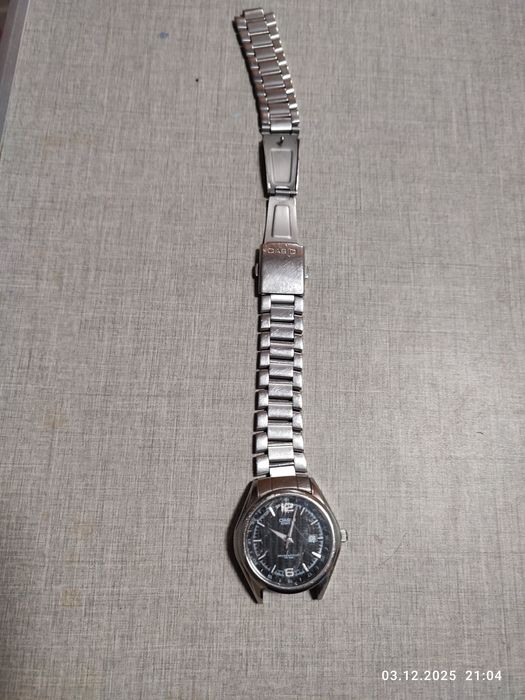 Чоловічий  кварцовий годинник Casio