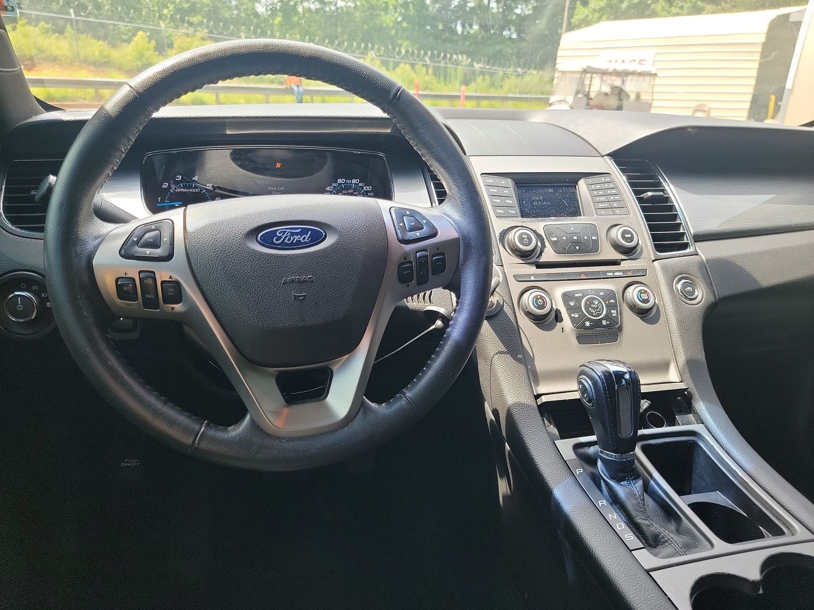 2018 Ford Taurus SEL 4х4 повний провід