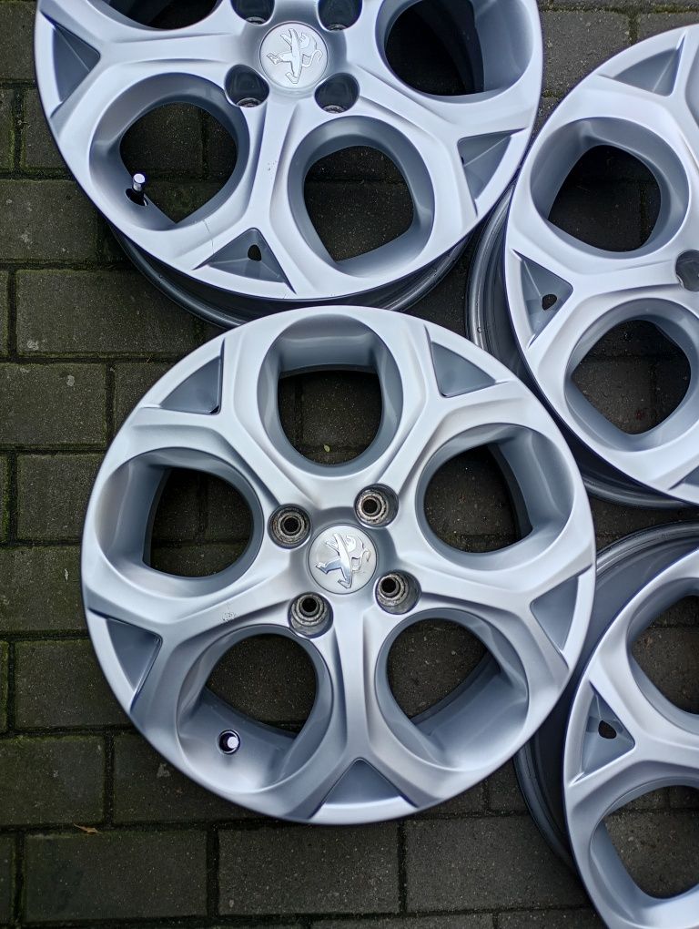 Alufelgi Peugeot 208 r16 4x108