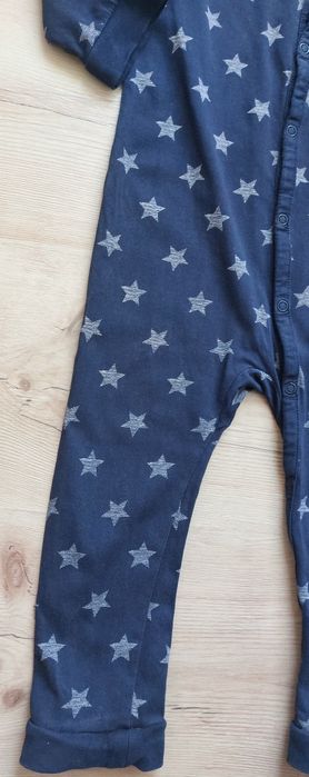 Pajac h&m 92 hm kombinezon do spania gwiazdki