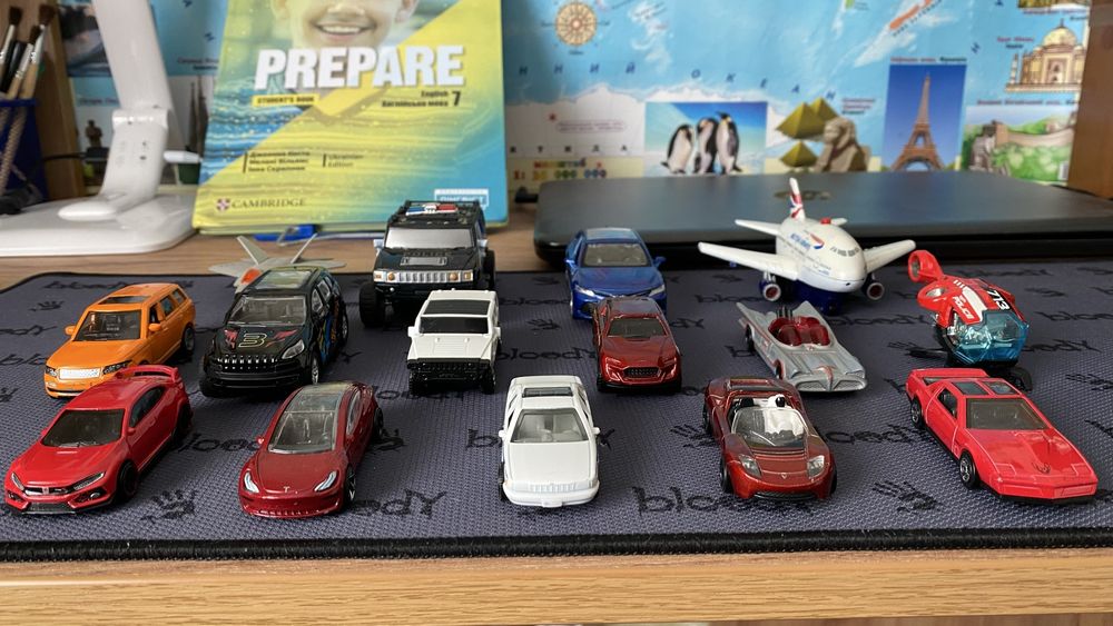 Машинки Хот Вилс Hot Wheels и другие