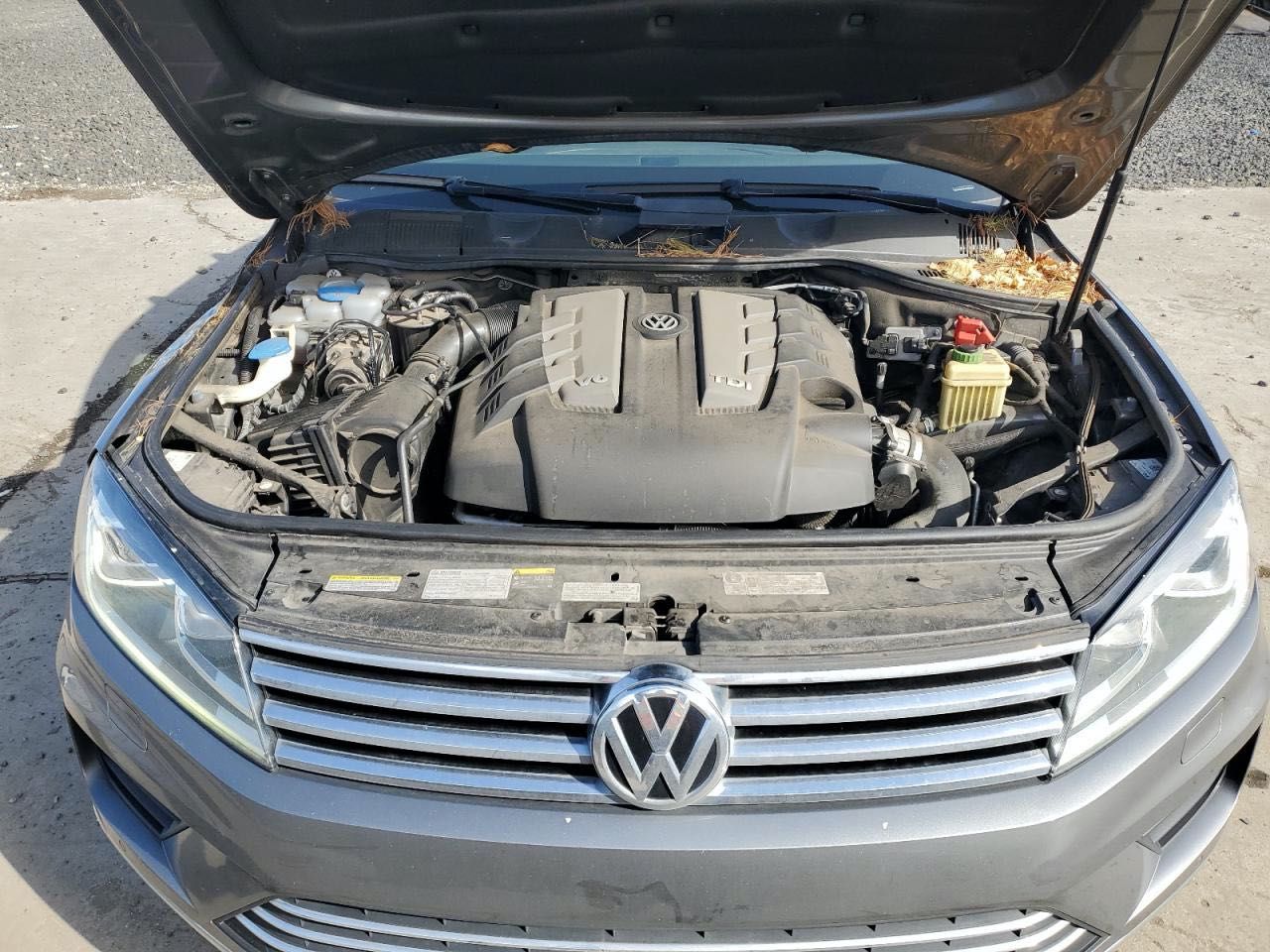 Volkswagen TOUAREG TDI 2016