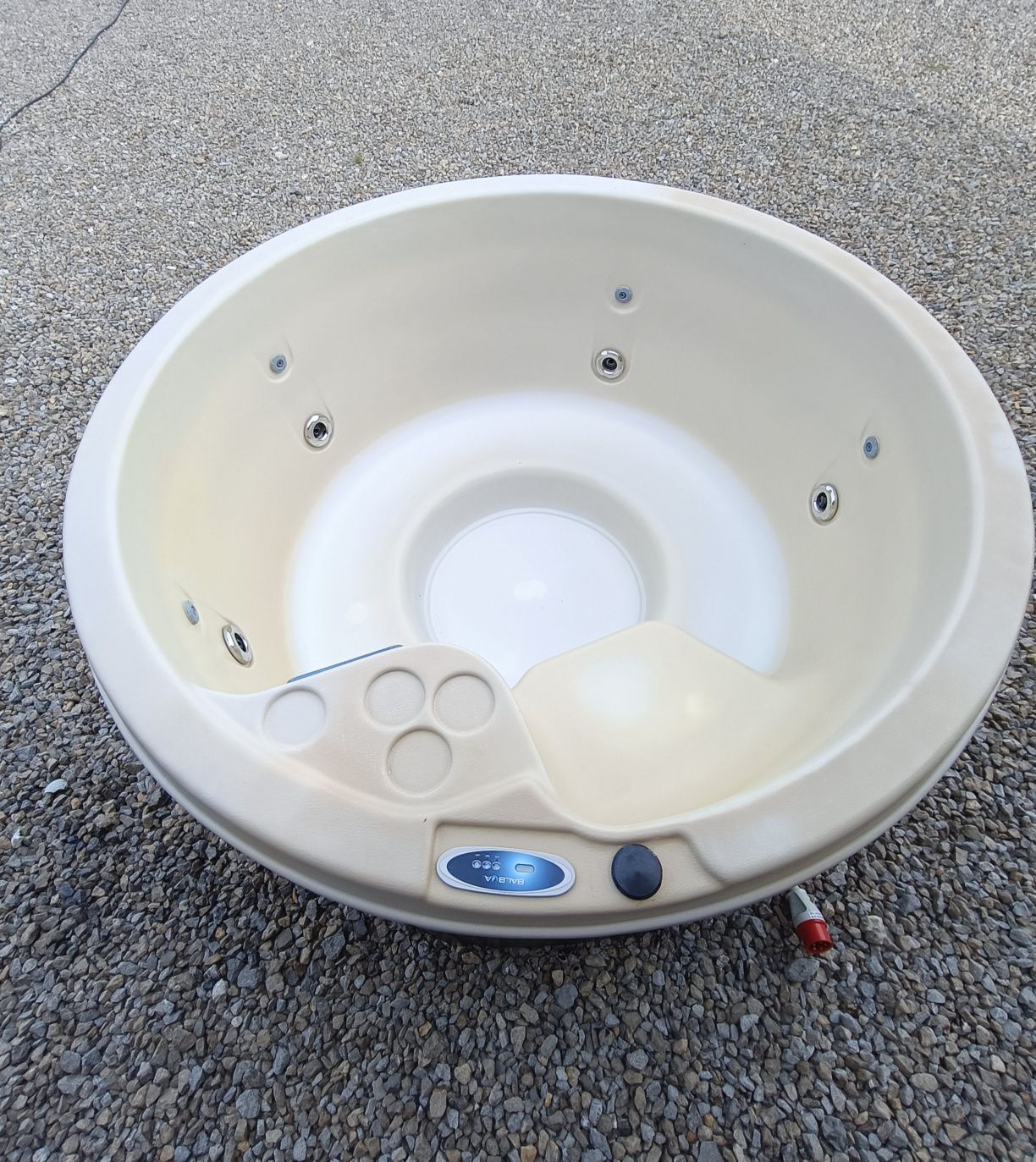 Jacuzzi okragle ogrodowe całoroczne 180 cm system Balboa