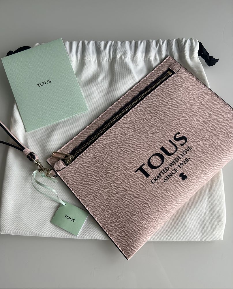 Nowa kopertówka torebka Tous Clutch Essential Pink - pudrowy róż