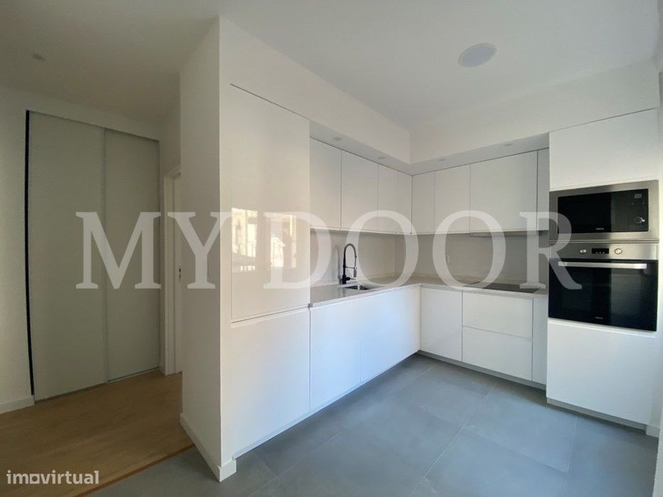 Apartamento T1 em Moscavide - Completamente Remodelado - 1º Andar