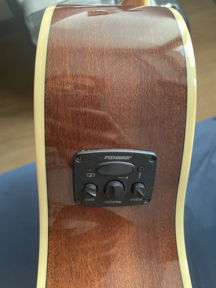 Gitara elektroakustyczna Fender FA-235E