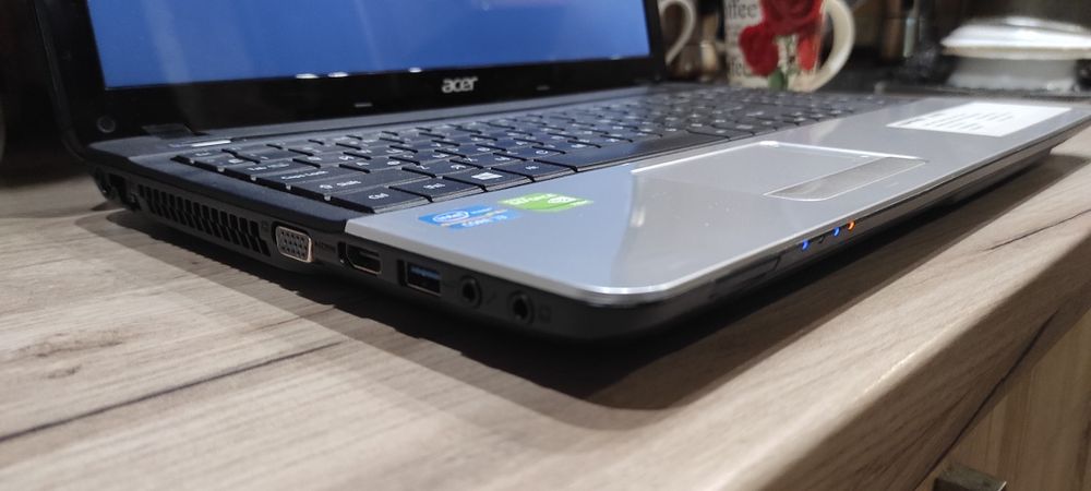 Продам ноутбук Acer Е1-571g 710 Nvidia як новий