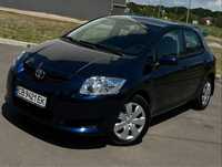 Toyota Auris 2008 год