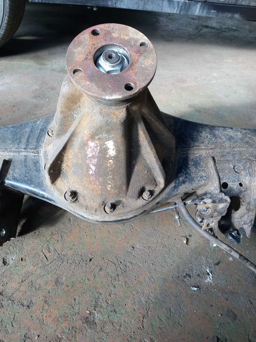 Задний редуктор Toyota LC200 2014 год 4.5d механика.