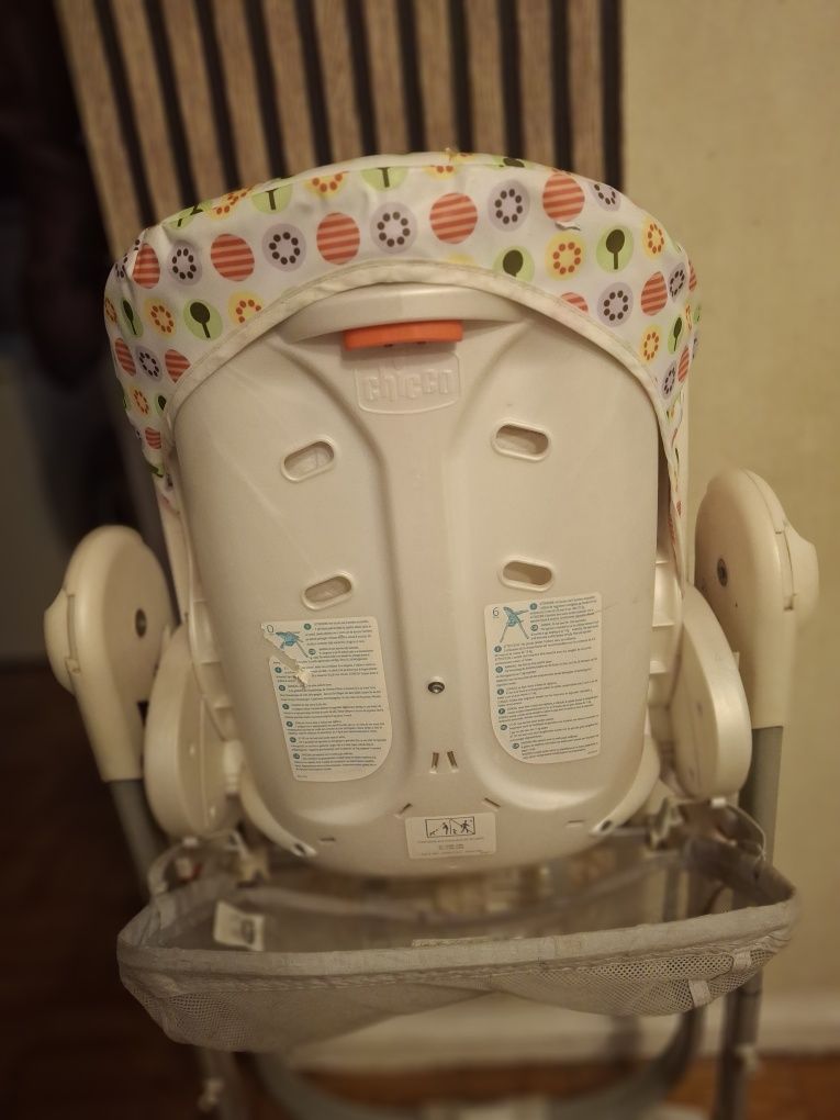 Cadeira  chicco da para menina  ou rapaz