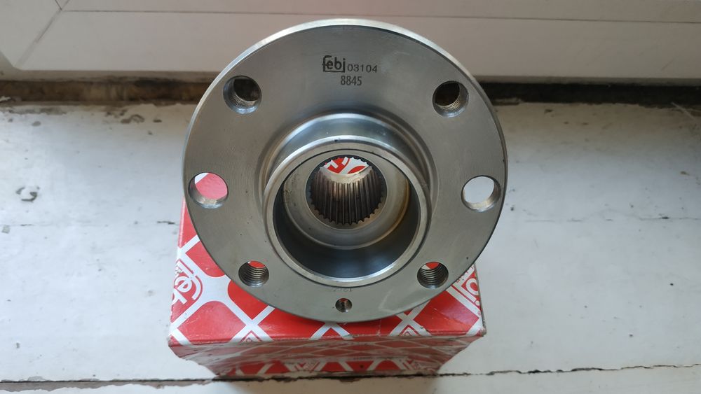 Ступица колеса R14 4*100 Opel Daewoo