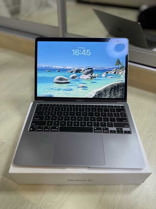 Macbook Air m1 512 хороший стан