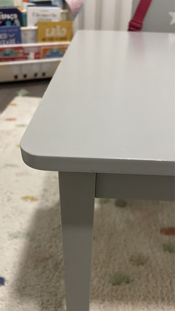 Conjunto mesa e cadeira para quarto crianca