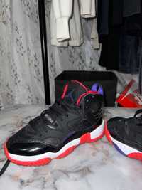 Женские кроссовки Nike Air Jordan