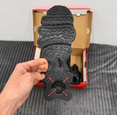 Buty damskie Trampk Nike Shox TL Black R.37.5