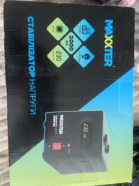 Стабилизатор напряжения Maxxter MX-AVR-S2000-01