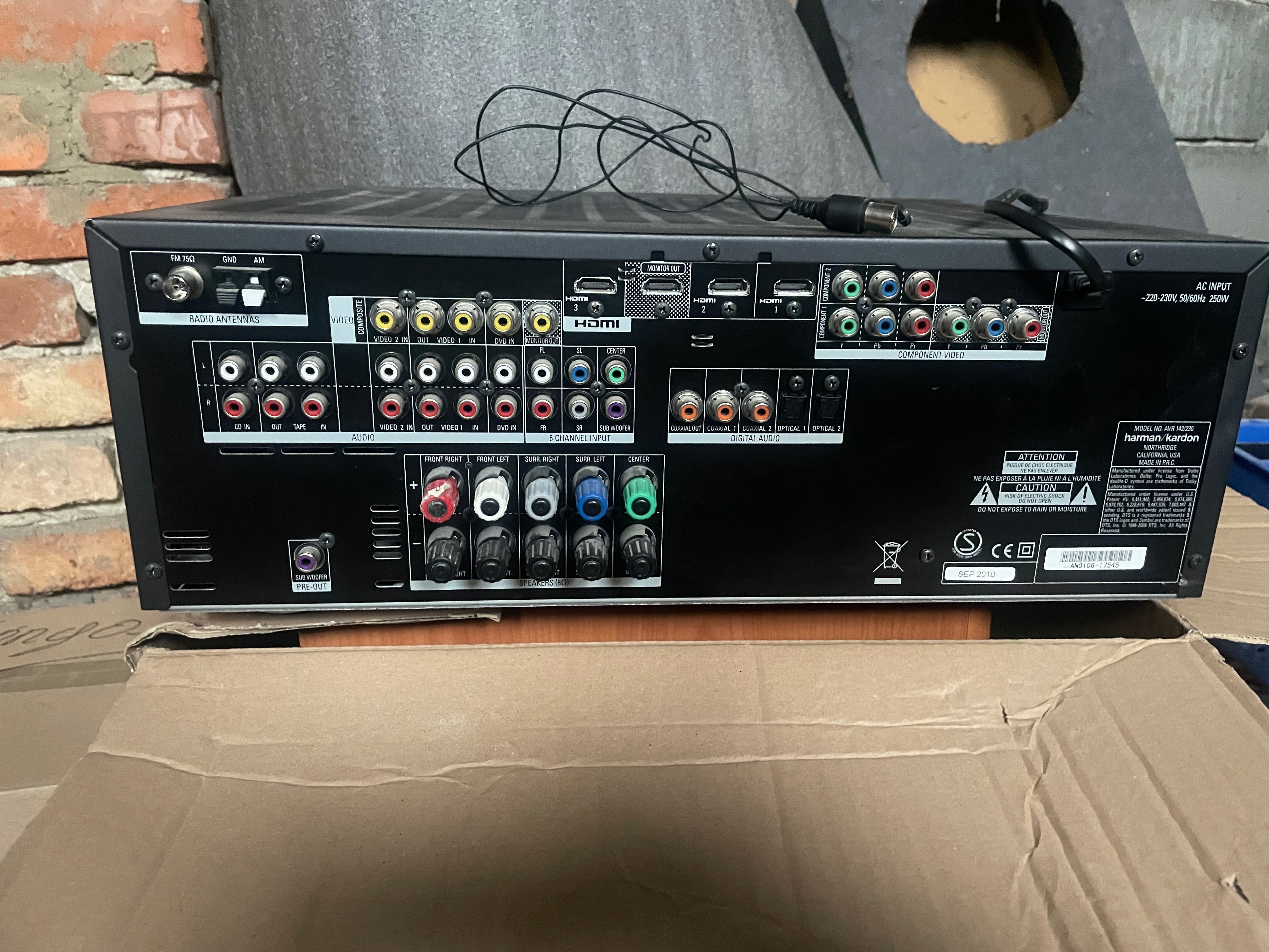 Amplituner Harman Kardon AVR142+kpl. JBL Głośników