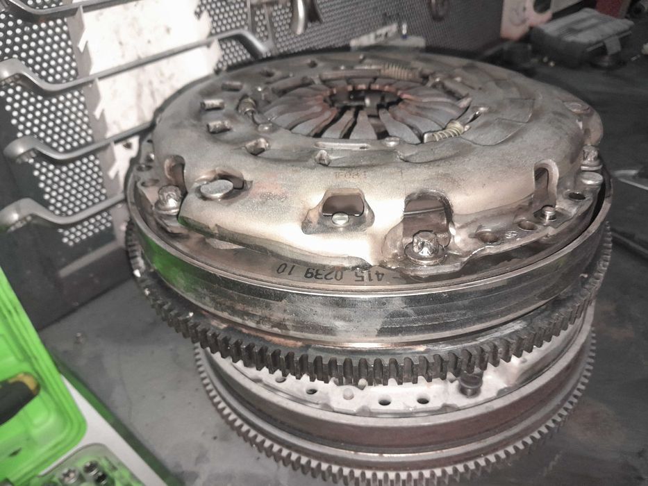 Kit de embraiagem com bi massa mercedes 2.2 cdi