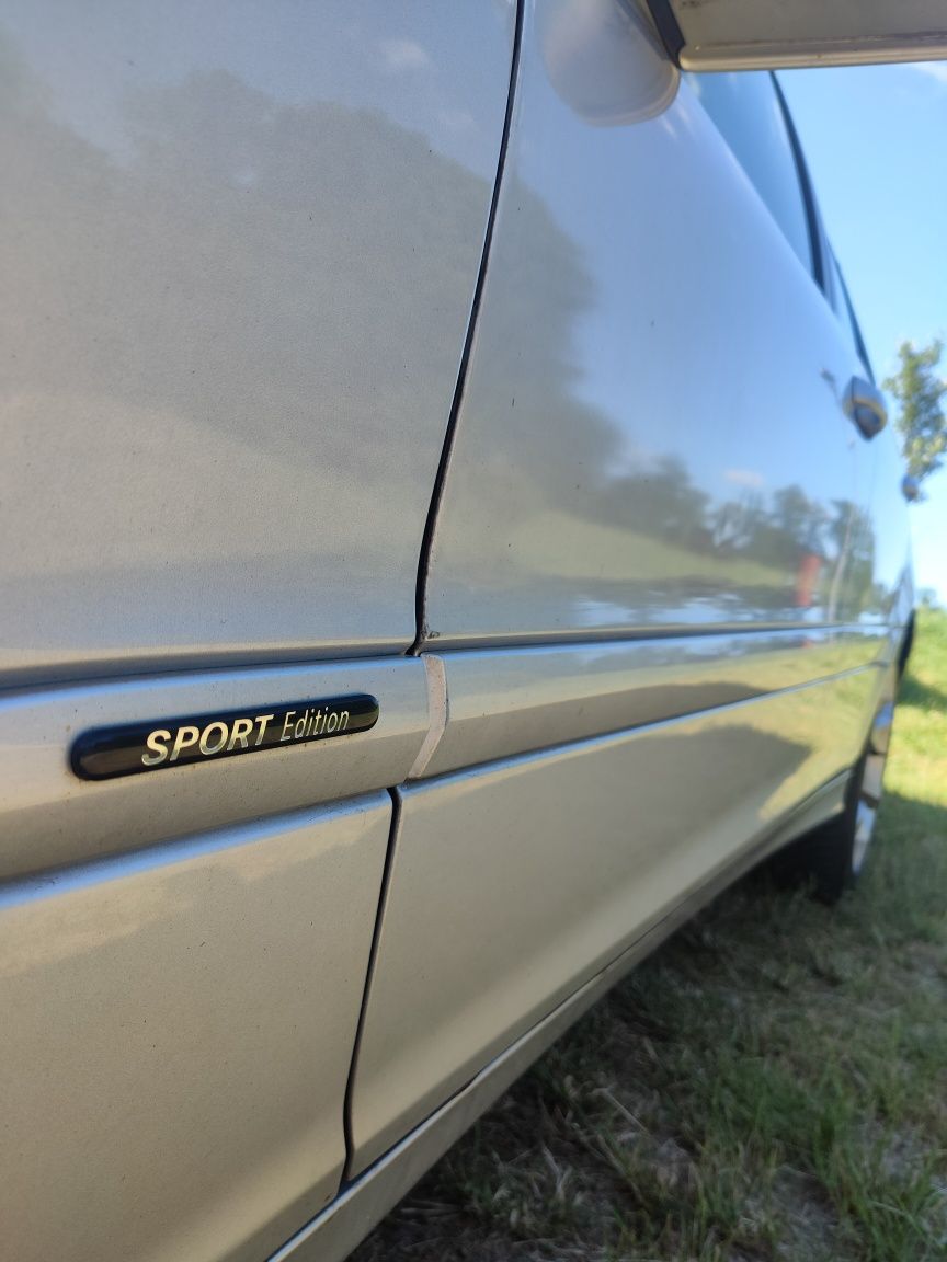 Mercedes-Benz W203 C180 Avantgarde Sport Edition
1.8 Benzyna 143Km
Aut