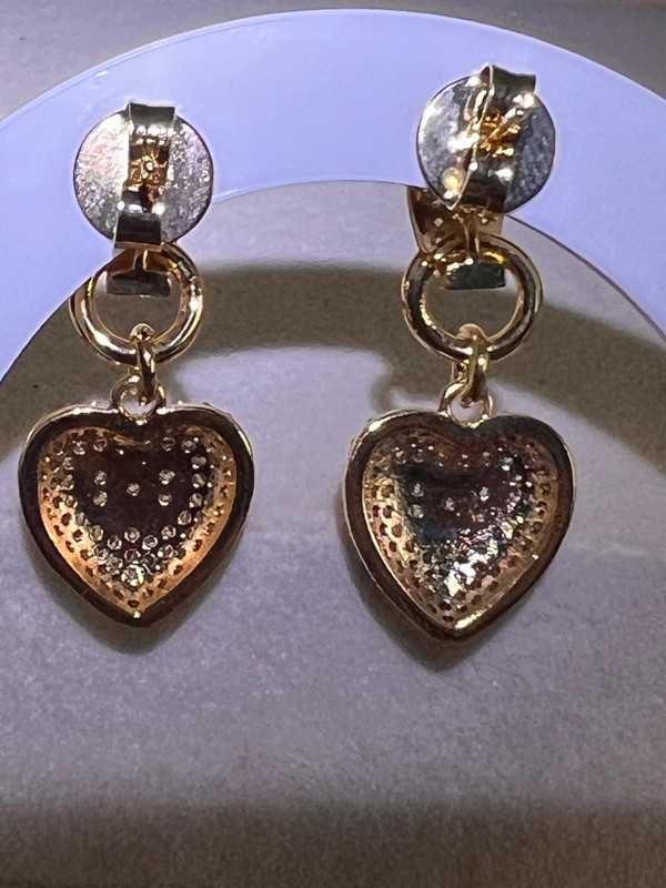 Brinco Coração Chanel Inspired – Banhado a Ouro 18K