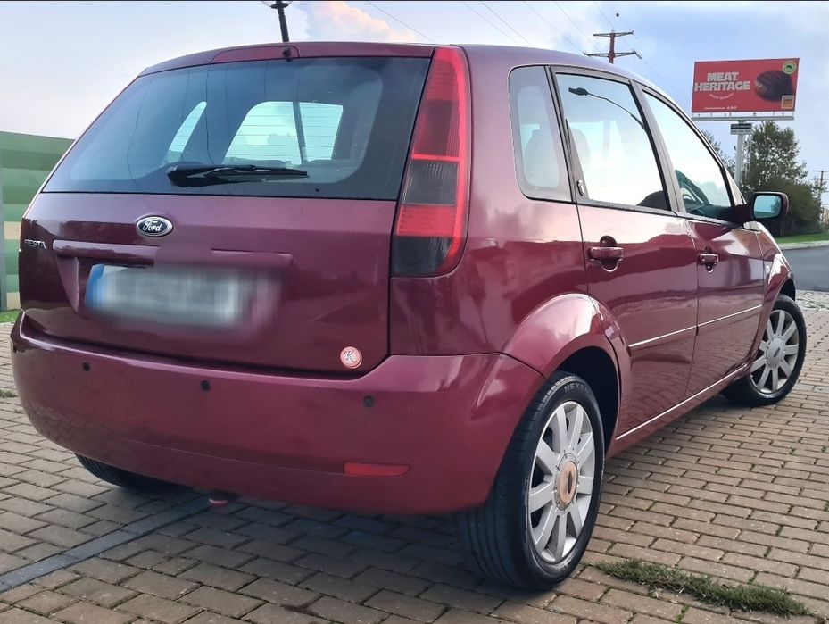 Ford fiesta 75cv 16v impecável revisão completa