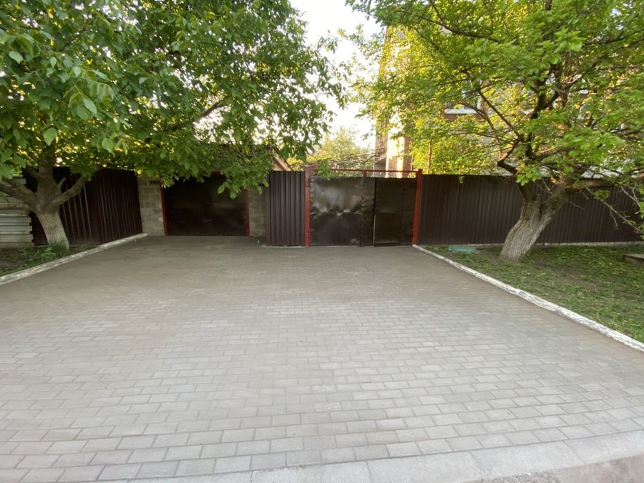 Дом на Лазурном район долины бедных