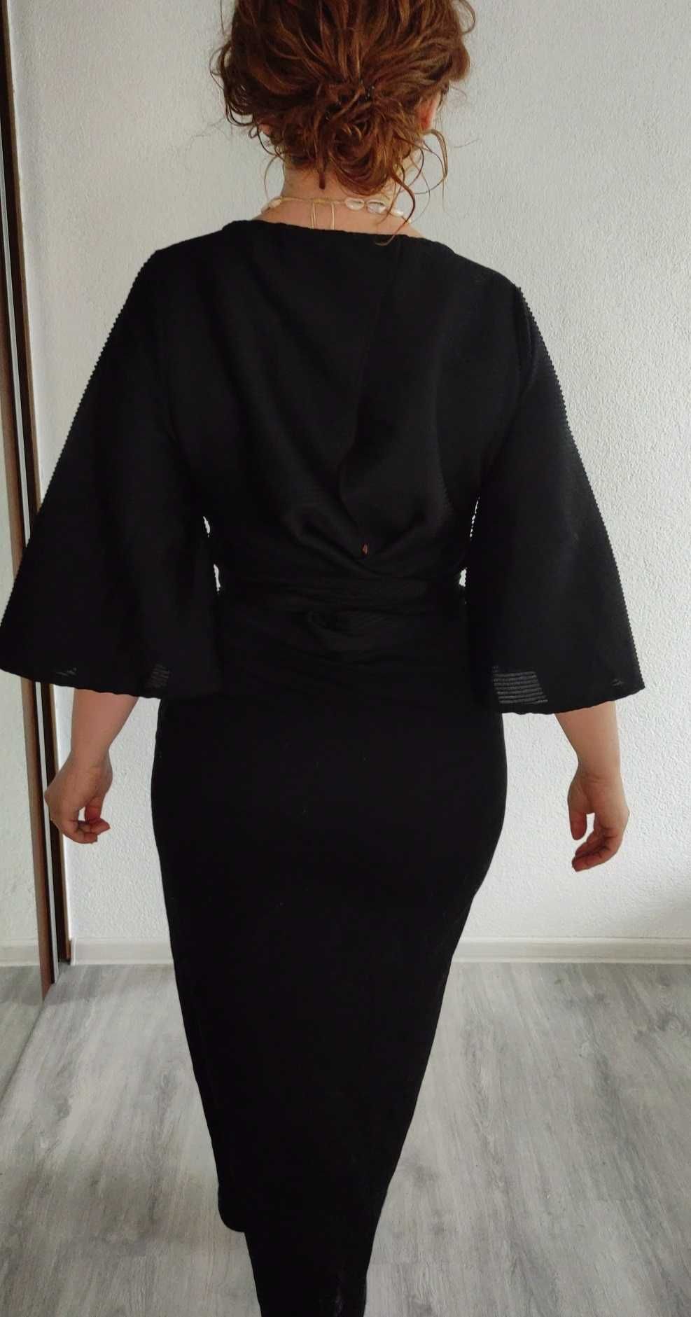 Czarna elegancka bluzka, taliowana, szerokie rękawy, jak kimono S 36