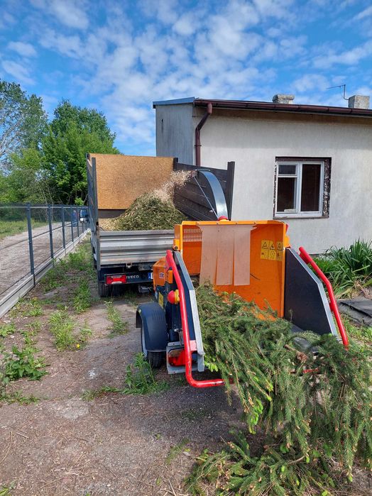 Wypożyczalnia- rębak do gałęzi. Usługi mielenia.