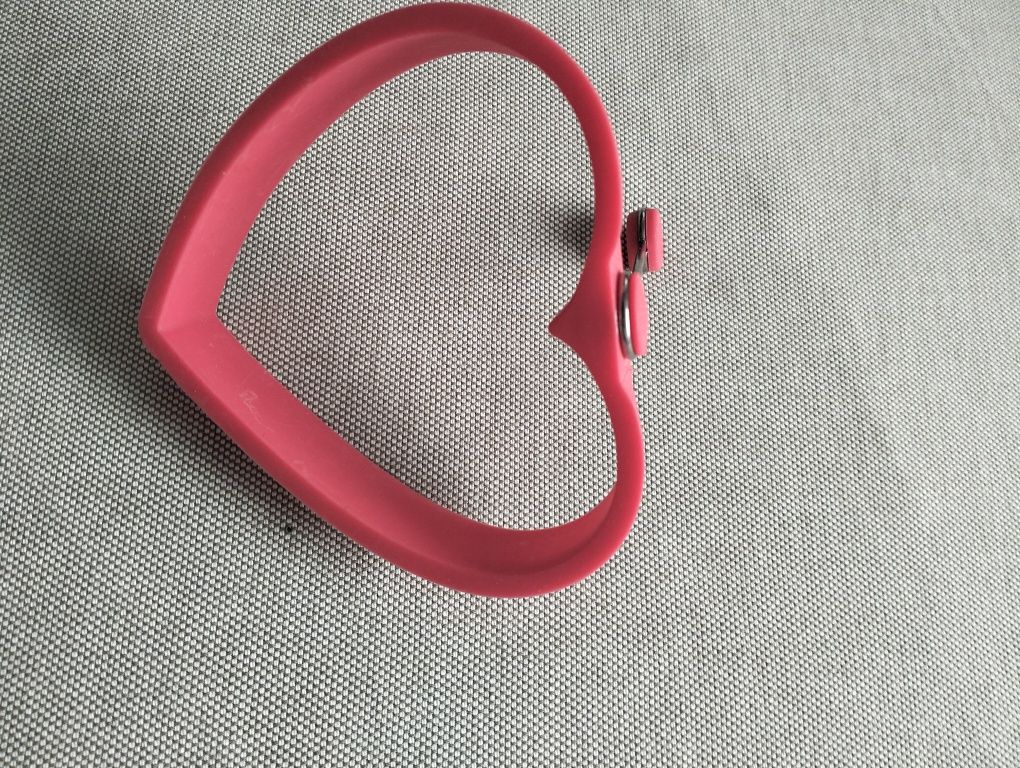 Silikonowa forma w kształcie serduszka