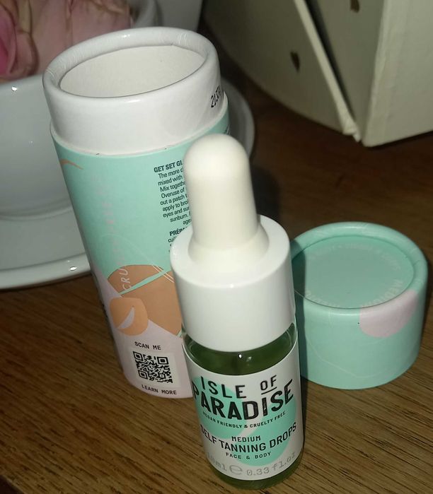 Isle of Paradise medium samoopalacz krople 10 ml