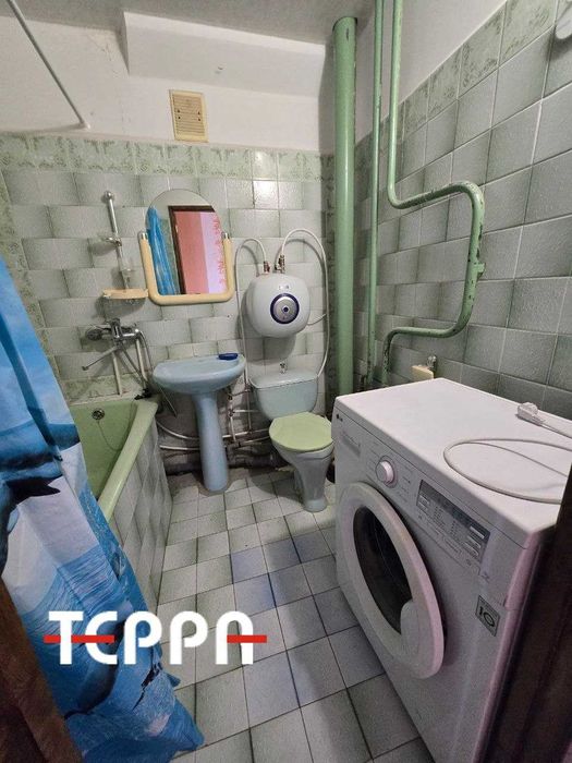 Продаж 1-кімнатної квартири пр. Металургів