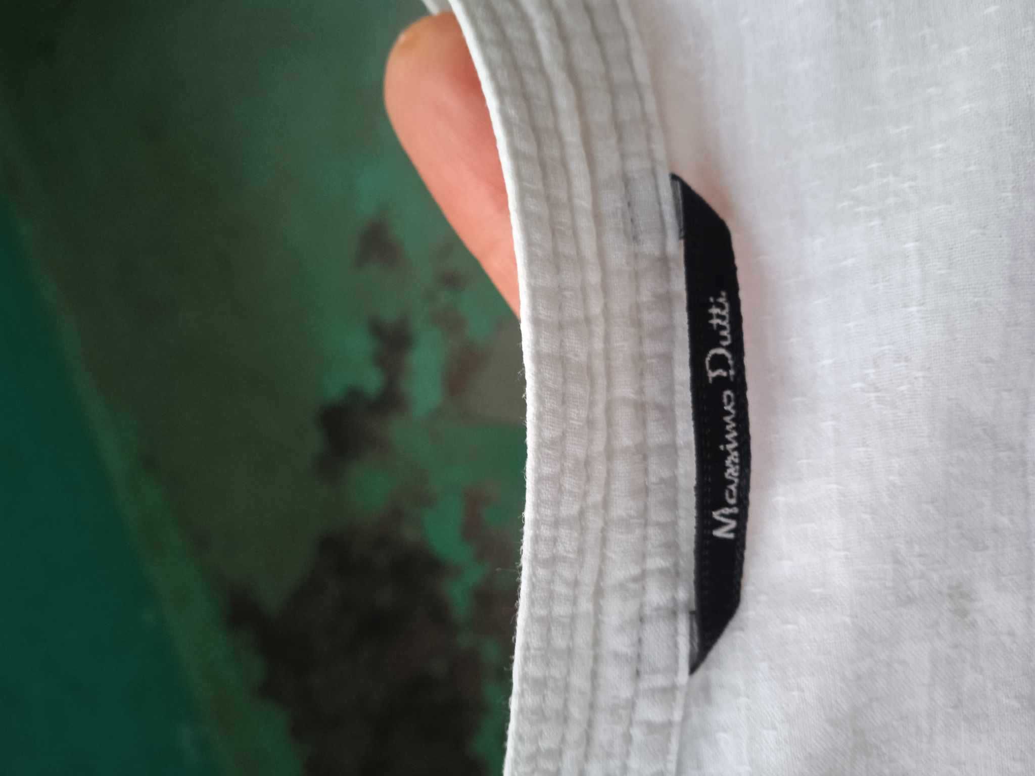 жіноча блуза фірми Mossimo Dutti