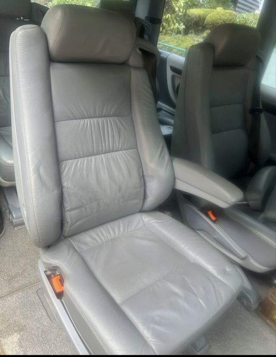 Сидіння Mercedes Vito Viano w638+столик+холодильник