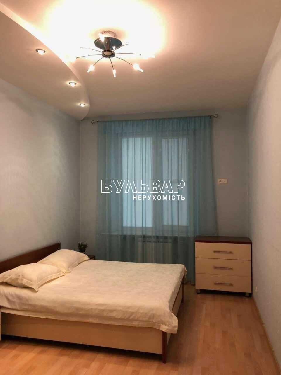 ЭЛИТНАЯ СТАЛИНКА ж/б Продам 3-Х ком. кв. 69м2 ул. Кооперативная Центр