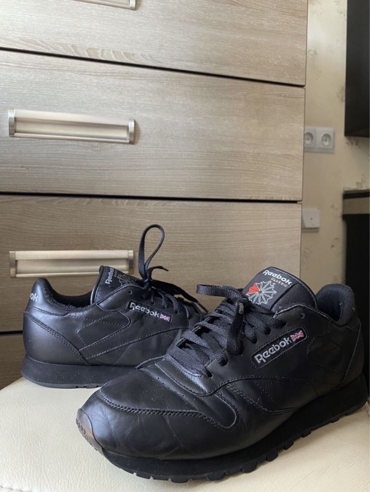 Кроссовки Reebok Classic оригинал 44.5 размер