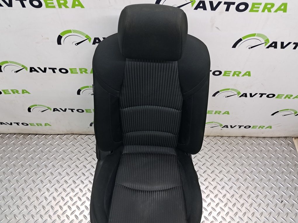 Сидение пассажир ткань MAZDA MAZDA 3 14-18 BHP18813102