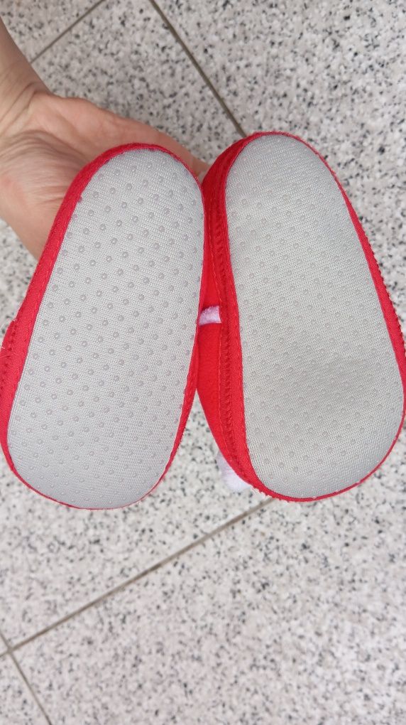 Pantufas bebé pai natal