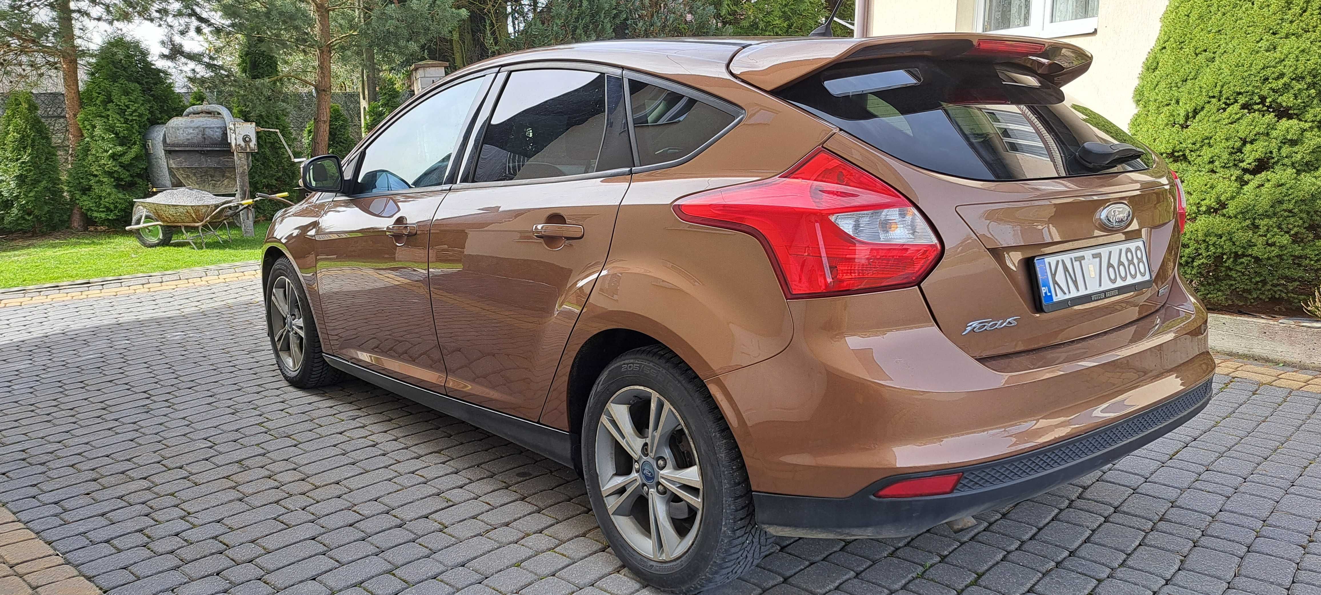 Ford Focus 1.6DCI nowy rozrząd 2 kpl opon