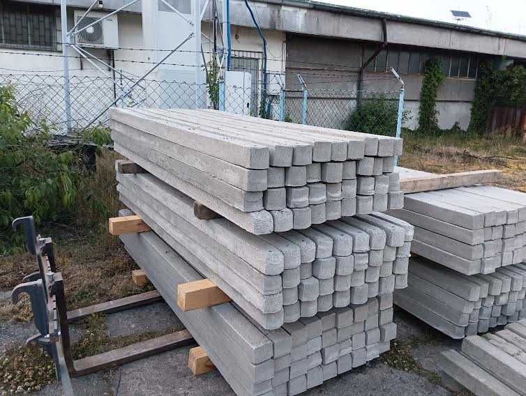 Słupki ogrodzeniowe betonowe siatka leśna 220cm