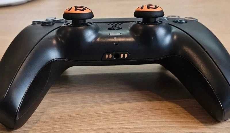 Antypoślizgowe nakładki na pad kontroler Playstation Xbox Dragon Ball