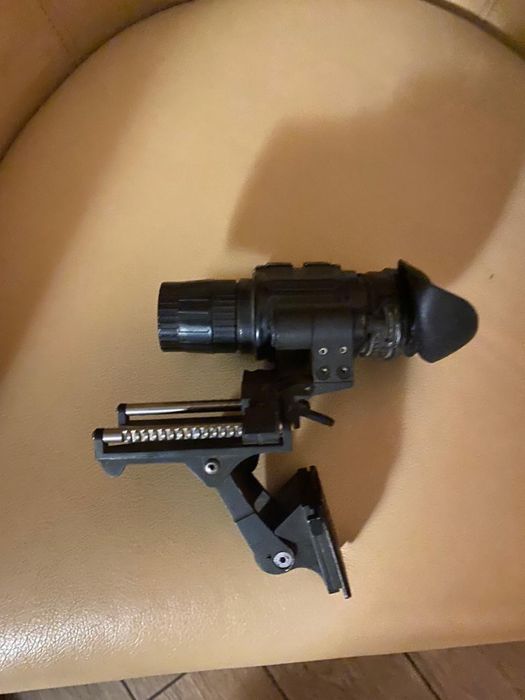 Прибор нічого бачення