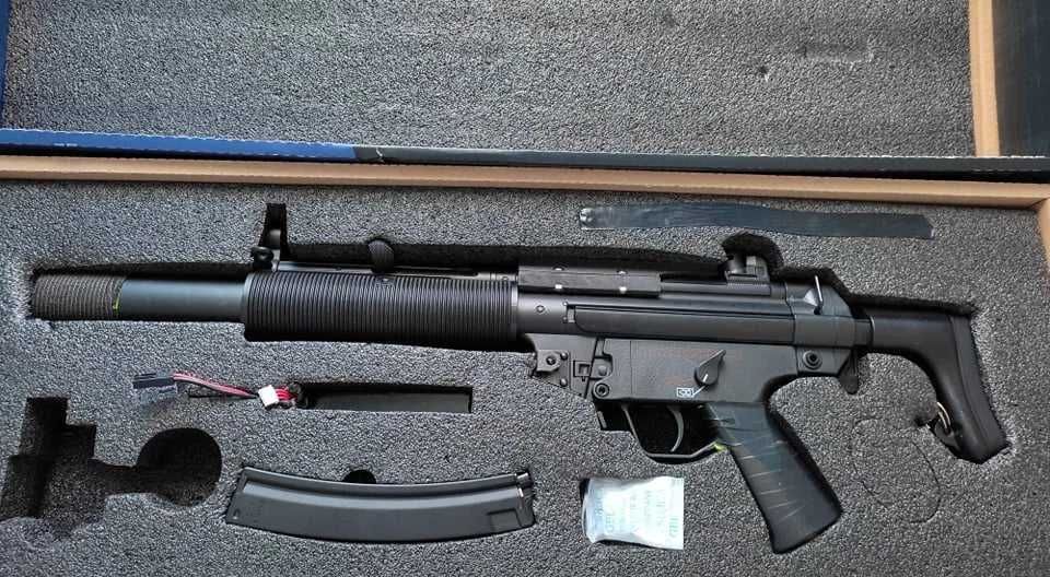 CYMA MP5 SD6 Blue Limited Edition FULL METAL