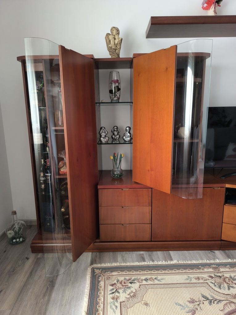 Móvel de sala com arrumação