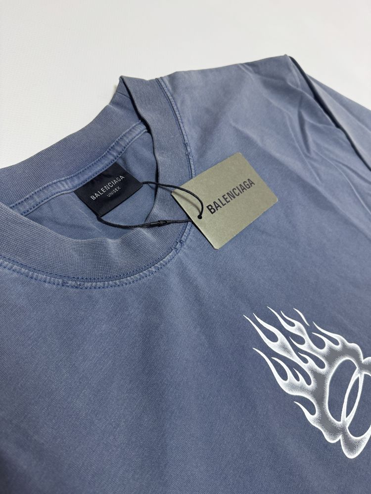 Футболка Balenciaga Burning Unity Blue M