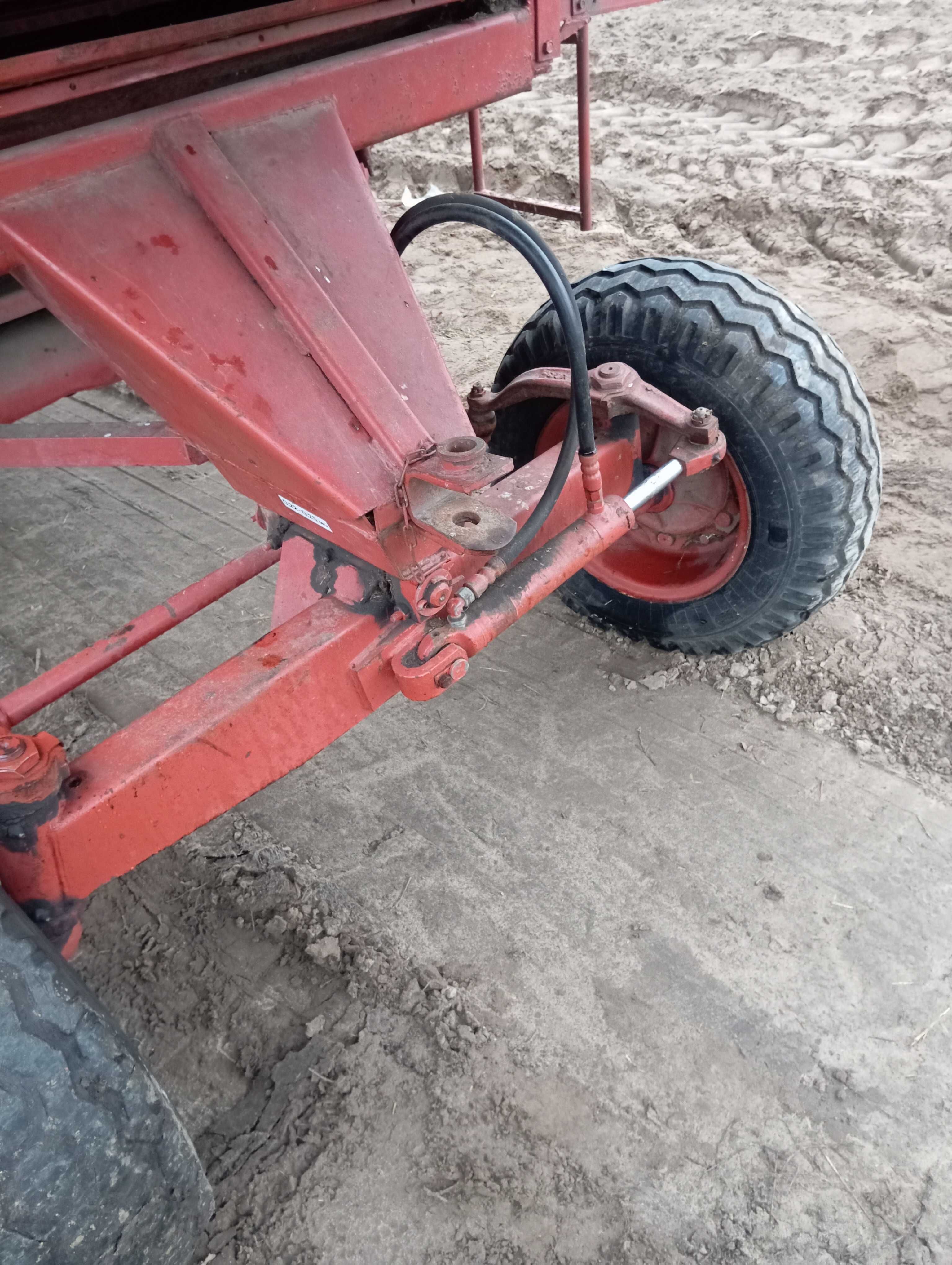 Bizon super zo 56 cały na części silnik skrzynia koła 18.4 R 30