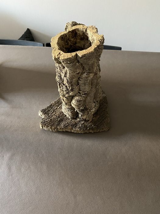 Peça em cortiça única