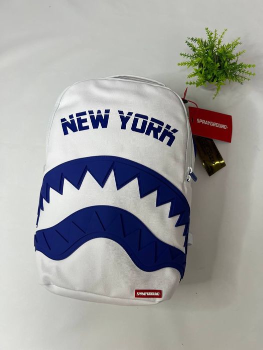 Срочно продаю рюкзак Sprayground New York есть торг