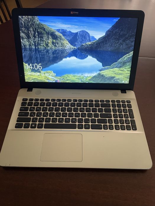 Ноутбук 15.6 Asus VivoBook x541s (Celeron N3060 | 4Gb | 120Gb SSD)