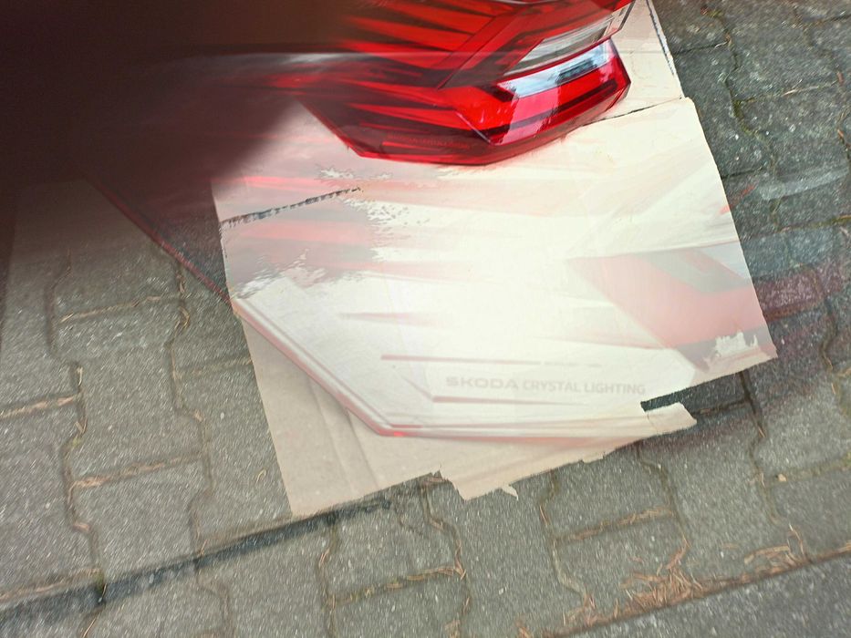 Lampa tył lewa Skoda Kodiaq 2024 57H nr4542